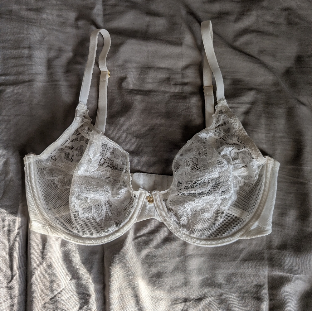 Natori Lace Underwire Unlined Ivory/White 30DD Bra